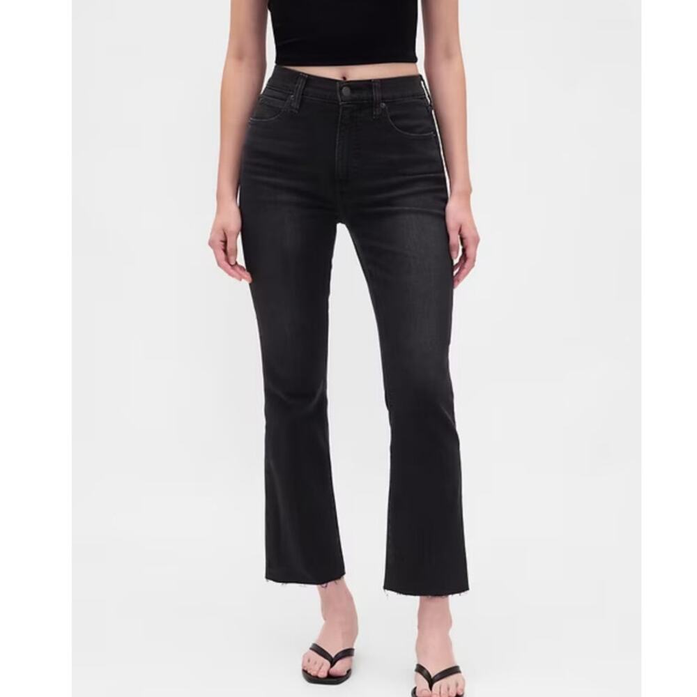 NWT GAP Women's High Rise Kick‎ Flare Jeans Washed Black Size 00/24P